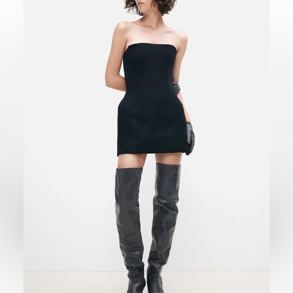 🌟free w/ purchase 🌟H&M Black Strapless Dress